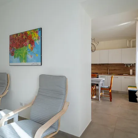 Apartment Lightful In By Wonderful Italy *